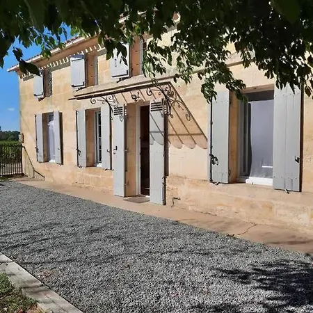 Vakantiehuis Maison Familiale Climatisee, Piscine St Emilion Saint-Sulpice-de-Faleyrens